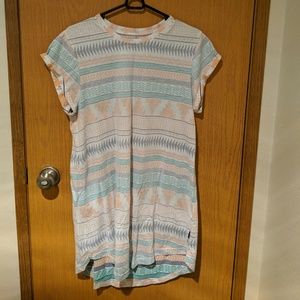 Dakine t-shirt dress